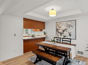 18429 20th Drive SE, Bothell WA 98012