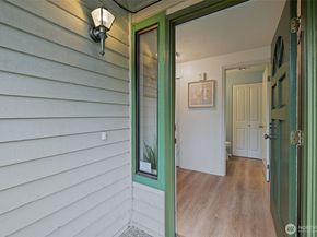 18429 20th Drive SE, Bothell WA 98012