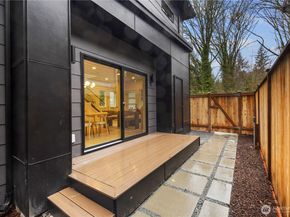 13009 NE 104th Place, Kirkland WA 98033