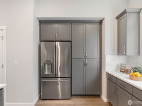 8321 NE 176th Court 104, Kenmore WA 98028