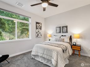 8321 NE 176th Court 104, Kenmore WA 98028