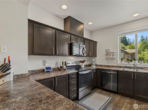 1900 Weaver Road L102, Snohomish WA 98290