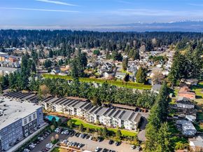 8017 234th Street SW 314, Edmonds WA 98026