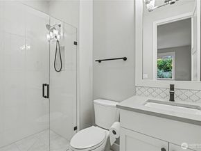 4615 52nd Avenue S, Seattle WA 98118