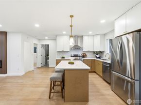 10731 18th Avenue SW, Seattle WA 98146