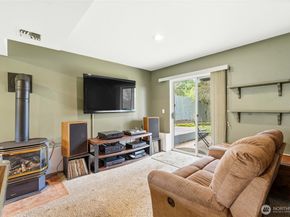 1232 211th Place SW, Lynnwood WA 98036