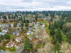 1232 211th Place SW, Lynnwood WA 98036