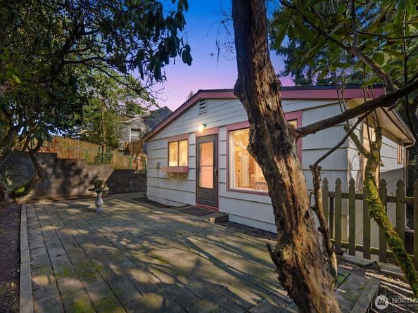14044 Lenora Place N, Seattle WA 98133
