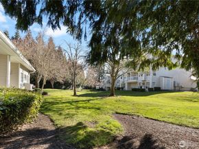 1921 S 368th Place 1004, Federal Way WA 98003