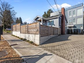 940 N 89th Street, Seattle WA 98103