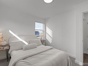 940 N 89th Street, Seattle WA 98103