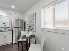 940 N 89th Street, Seattle WA 98103