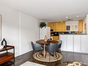 632 13th Avenue E 12, Seattle WA 98102