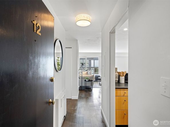 632 13th Avenue E 12, Seattle WA 98102