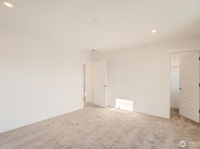 10308 6th Place SE SW 14, Lake Stevens WA 98258