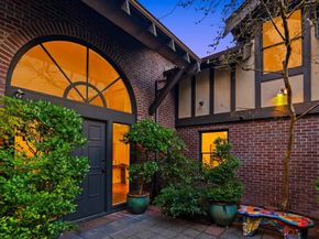 3925 NE Surber Drive, Seattle WA 98105