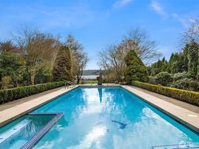 3925 NE Surber Drive, Seattle WA 98105