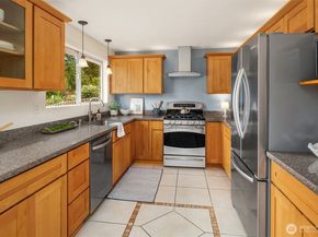 1428 153rd Place SE, Bellevue WA 98007