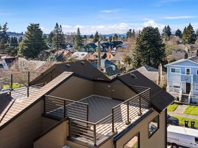 7336 27th Avenue NW B, Seattle WA 98117