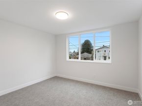 7336 27th Avenue NW B, Seattle WA 98117