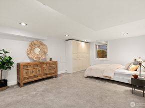 2568 28th Avenue W, Seattle WA 98199