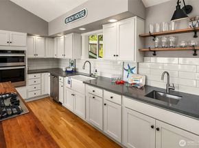 13967 SW 248th Street, Vashon WA 98070