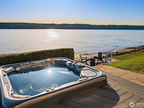 13967 SW 248th Street, Vashon WA 98070