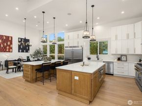 5539 116th Avenue NE, Kirkland WA 98033