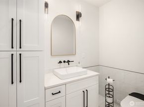 5539 116th Avenue NE, Kirkland WA 98033