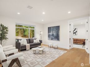 5539 116th Avenue NE, Kirkland WA 98033