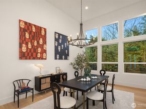 5539 116th Avenue NE, Kirkland WA 98033