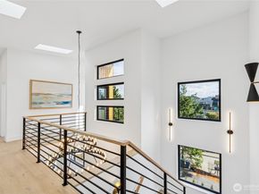 3695 122nd Avenue SE, Bellevue WA 98006