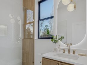 3695 122nd Avenue SE, Bellevue WA 98006