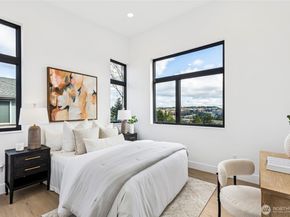 3695 122nd Avenue SE, Bellevue WA 98006