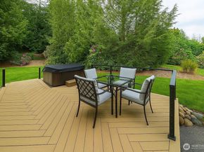 18118 236th Avenue NE, Woodinville WA 98077