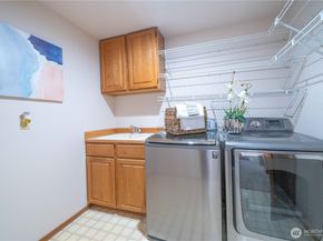 18118 236th Avenue NE, Woodinville WA 98077