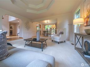 18118 236th Avenue NE, Woodinville WA 98077