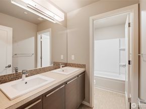 27803 105th Avenue SE, Kent WA 98030