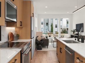 223 NE 75th Street, Seattle WA 98115