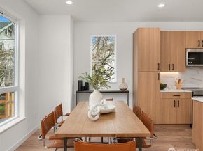 223 NE 75th Street, Seattle WA 98115