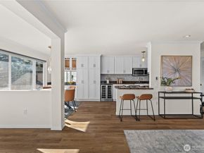 1214 Taylor Avenue N 401, Seattle WA 98109