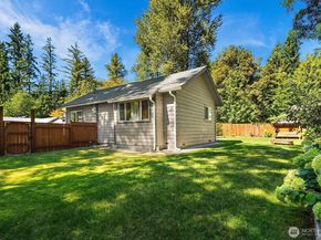 18460 NE Woodinville Duvall Place, Woodinville WA 98077