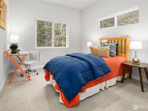 992 Sunrise Place SW N1, Issaquah WA 98027