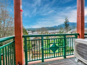 992 Sunrise Place SW N1, Issaquah WA 98027
