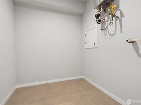 992 Sunrise Place SW N1, Issaquah WA 98027