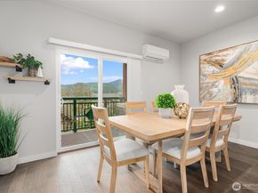 992 Sunrise Place SW N1, Issaquah WA 98027