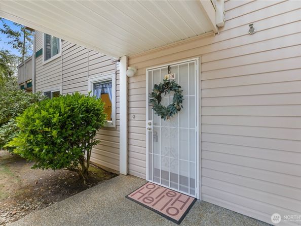 11518 12th Avenue W D101, Everett WA 98204