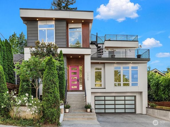 1729 34th Avenue, Seattle WA 98122