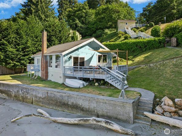10932 Vashon Hwy SW, Vashon WA 98070