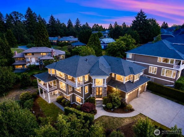 11022 SE 61st Place, Bellevue WA 98006